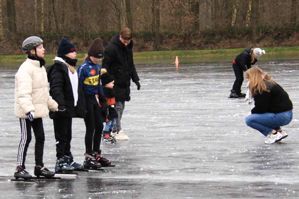 240111 SintNyk ijsbaan schaatsplezier c YvonneBijma 3  1000